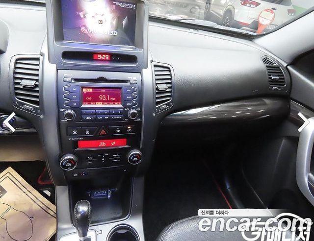 Kia Sorento 2010 — photo 15