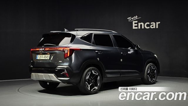 Kia Seltos 2024 — photo 2