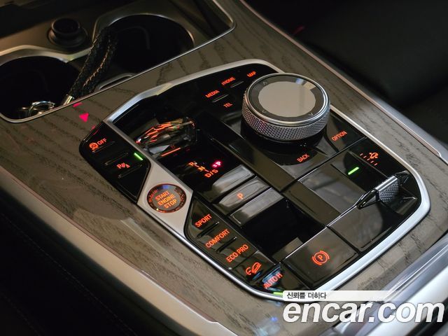 BMW X7 2024 — photo 18