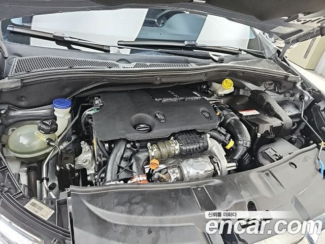 Peugeot 2008 2015 — photo 6