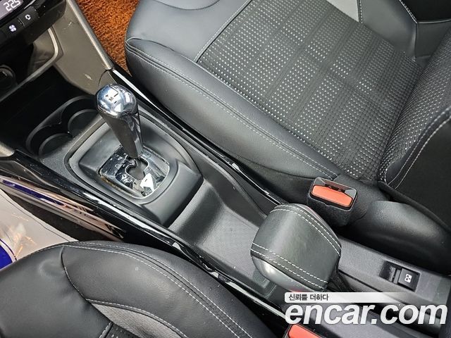 Peugeot 2008 2015 — photo 8