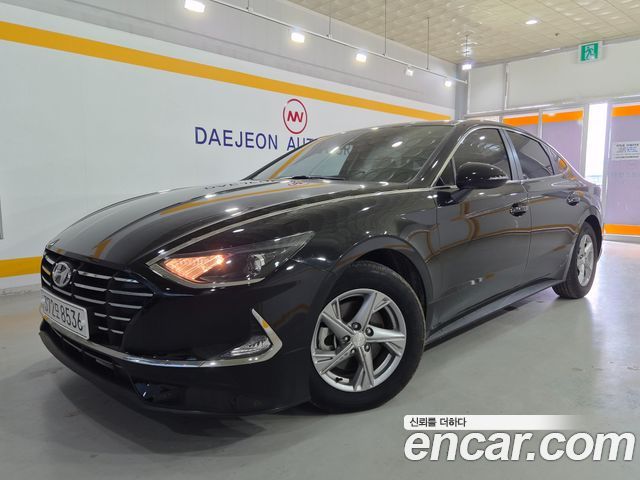 Hyundai Sonata 2022 — photo 1