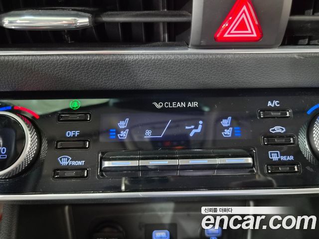 Hyundai Sonata 2022 — photo 16
