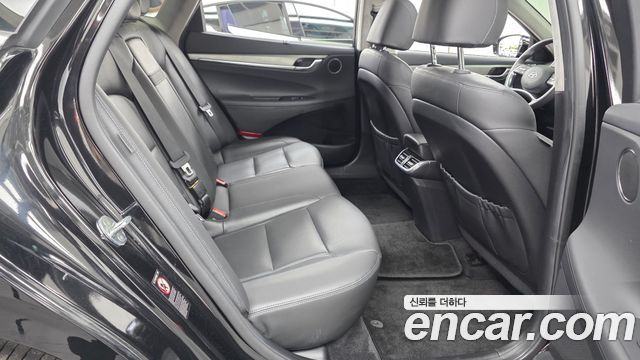 Hyundai Grandeur 2023 — photo 12