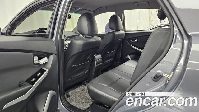 KG Mobility KORANDO 2018 — photo 18