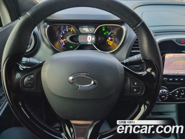 Renault Korea QM3 2015 — photo 11