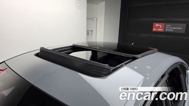Audi Q4 e-tron 2023 — photo 30