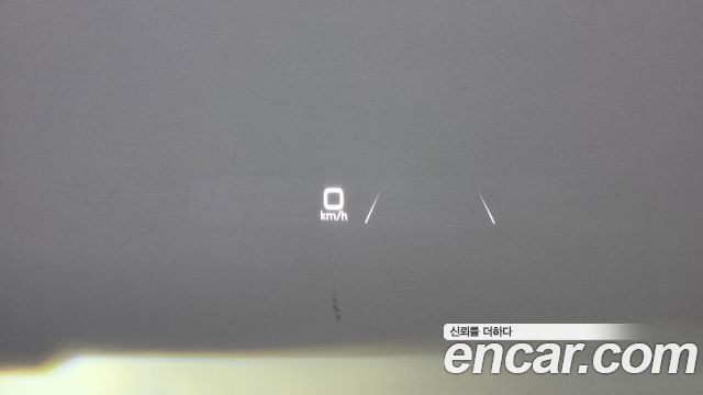 Audi Q4 e-tron 2023 — photo 31