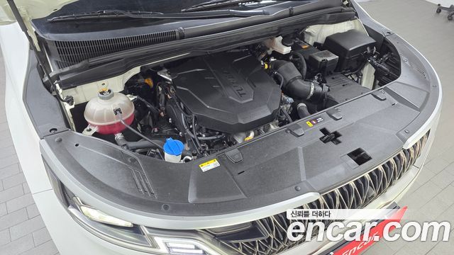Kia Canival 2023 — photo 6