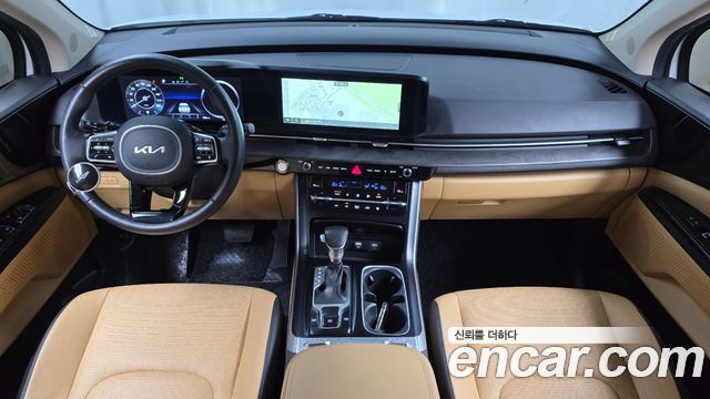Kia Canival 2023 — photo 10