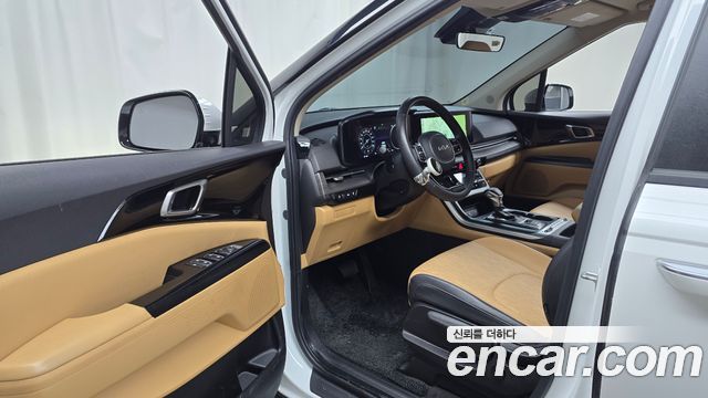 Kia Canival 2023 — photo 13