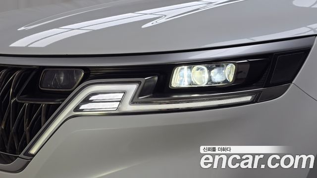 Kia Canival 2023 — photo 8