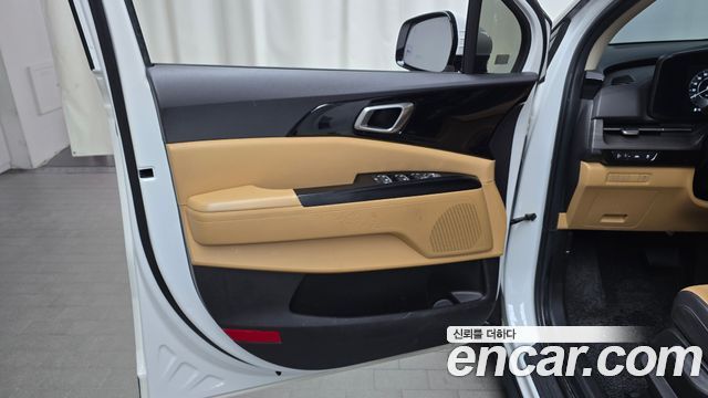 Kia Canival 2023 — photo 14