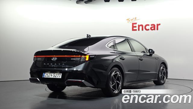 Hyundai Sonata 2025 — photo 2