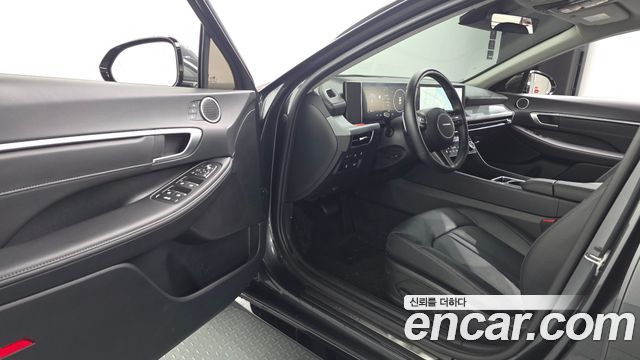 Hyundai Sonata 2025 — photo 13