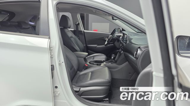 Hyundai Kona 2018 — photo 17