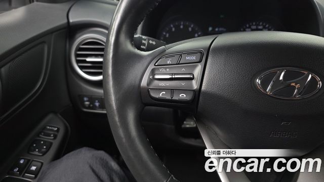 Hyundai Kona 2018 — photo 23