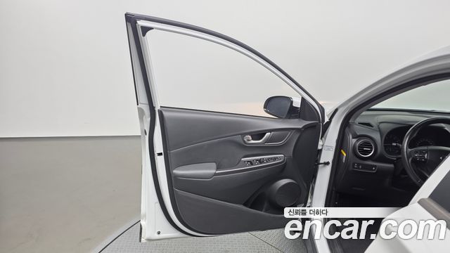 Hyundai Kona 2018 — photo 14