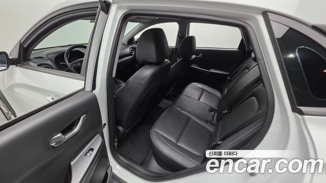 Hyundai Kona 2018 — photo 16