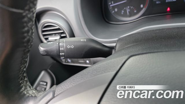 Hyundai Kona 2018 — photo 27