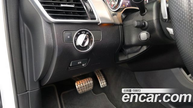 Mercedes-Benz GLE-Class 2018 — photo 24