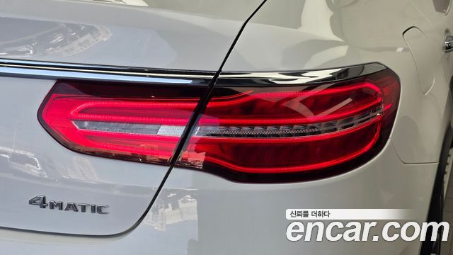 Mercedes-Benz GLE-Class 2018 — photo 9