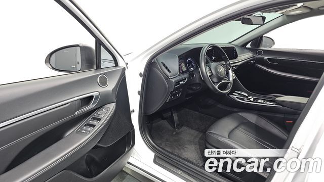 Hyundai Sonata 2023 — photo 10