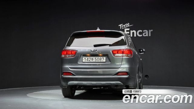 Kia Sorento 2017 — photo 4