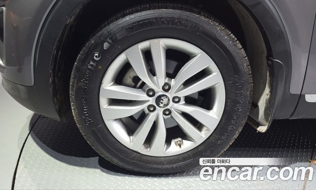 Kia Sorento 2017 — photo 5