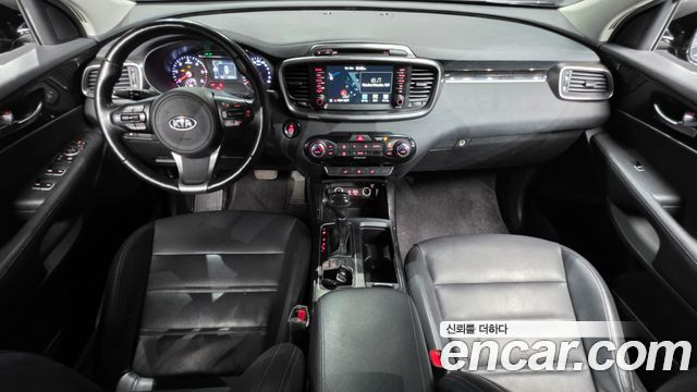 Kia Sorento 2017 — photo 10