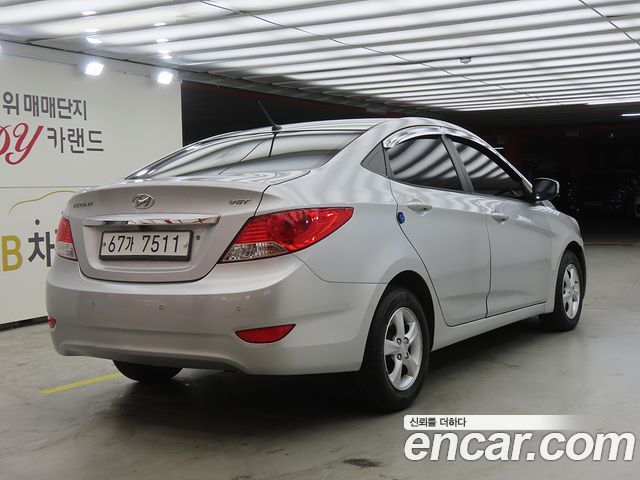 Hyundai Accent 2012 — photo 4