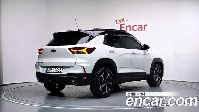 Chevrolet Korea Trailblazer 2022 — photo 2