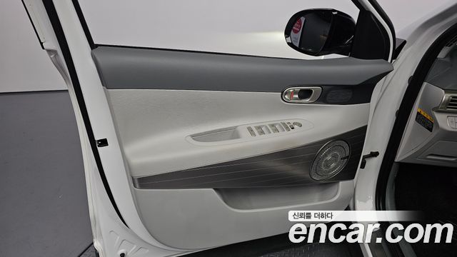 Hyundai Nexo 2023 — photo 14
