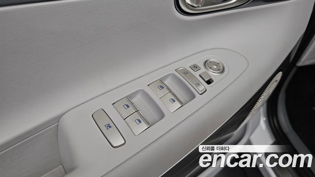 Hyundai Nexo 2023 — photo 28