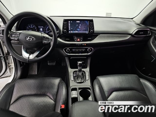 Hyundai i30 2017 — photo 7