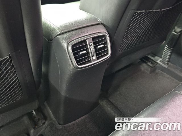 Hyundai i30 2017 — photo 13