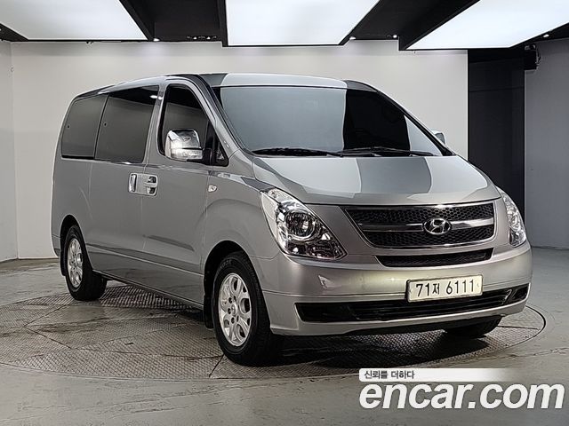 Hyundai Starex 2016 — photo 3