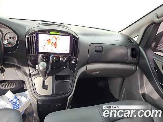 Hyundai Starex 2016 — photo 10