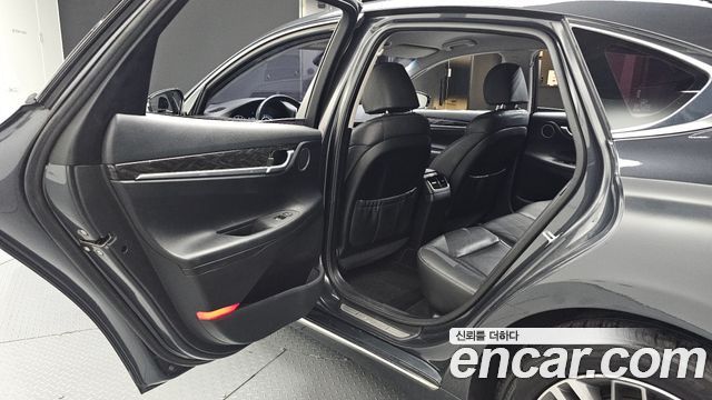 Hyundai Grandeur 2019 — photo 18