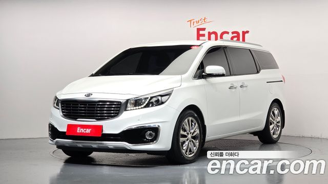 Kia Canival 2018 — photo 1