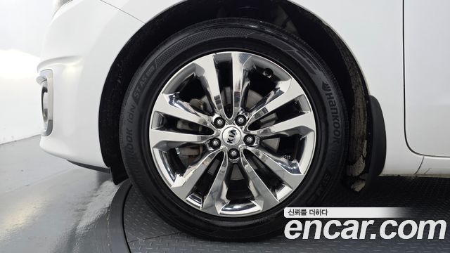Kia Canival 2018 — photo 5