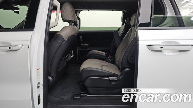 Kia Canival 2025 — photo 18