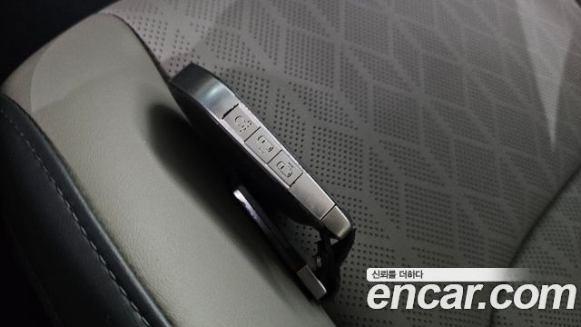 Kia Canival 2025 — photo 24