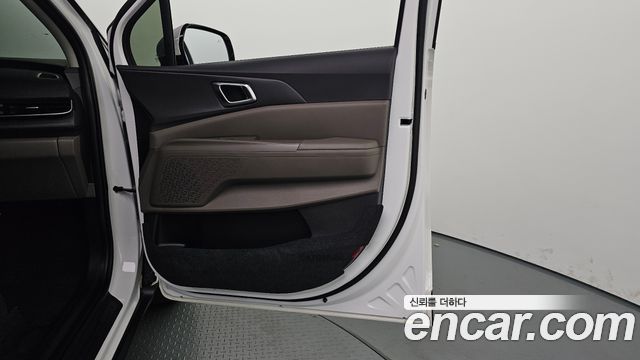 Kia Canival 2025 — photo 15
