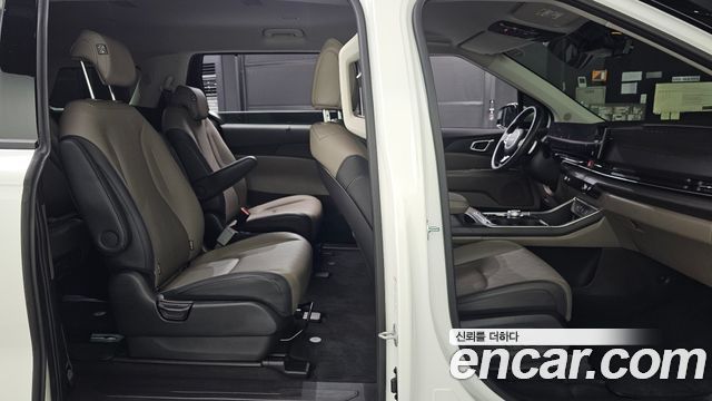 Kia Canival 2025 — photo 16