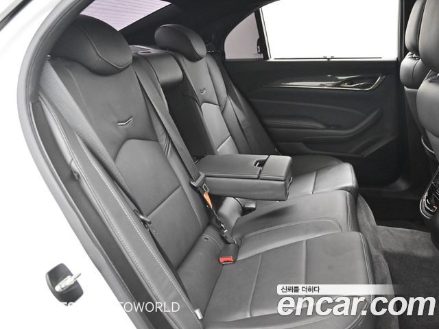 Cadillac CTS 2015 — photo 12