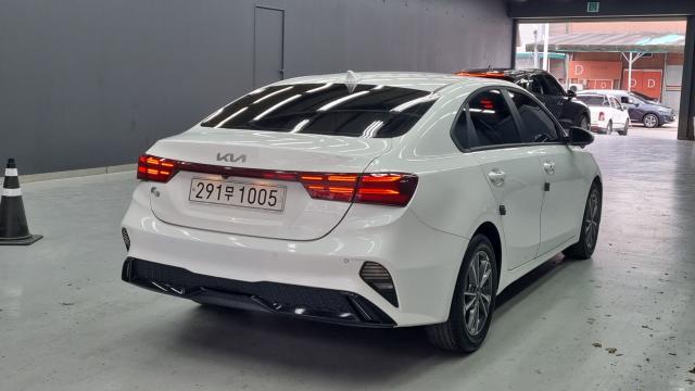 Kia K3 2022 — photo 2