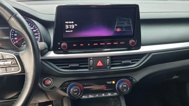 Kia K3 2022 — photo 10