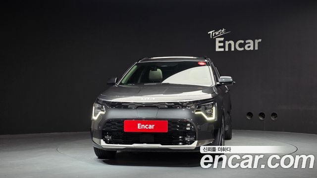 Kia Niro 2023 — photo 3