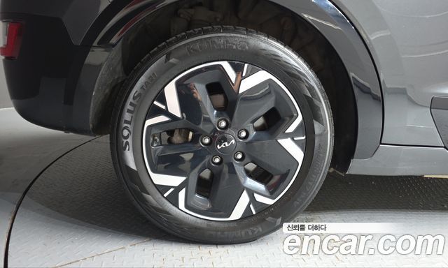 Kia Niro 2023 — photo 5
